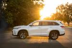 Toyota Highlander Limited Hybrid 2016 года